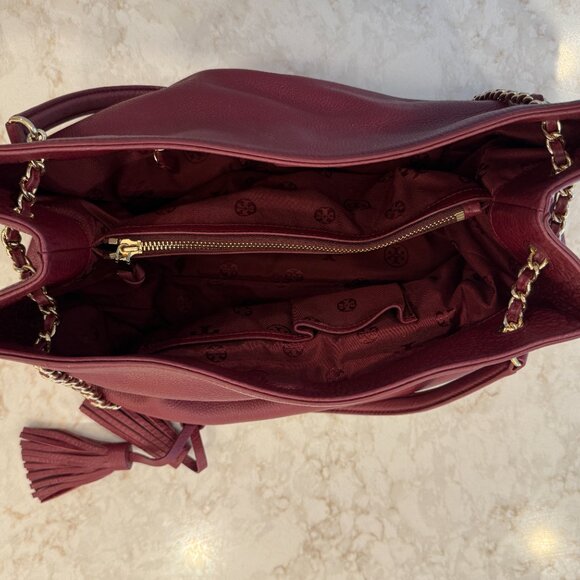 EUC Tory Burch Burgundy Leather Shoulder Bag with Gold Accents - Picture 5 of 5
